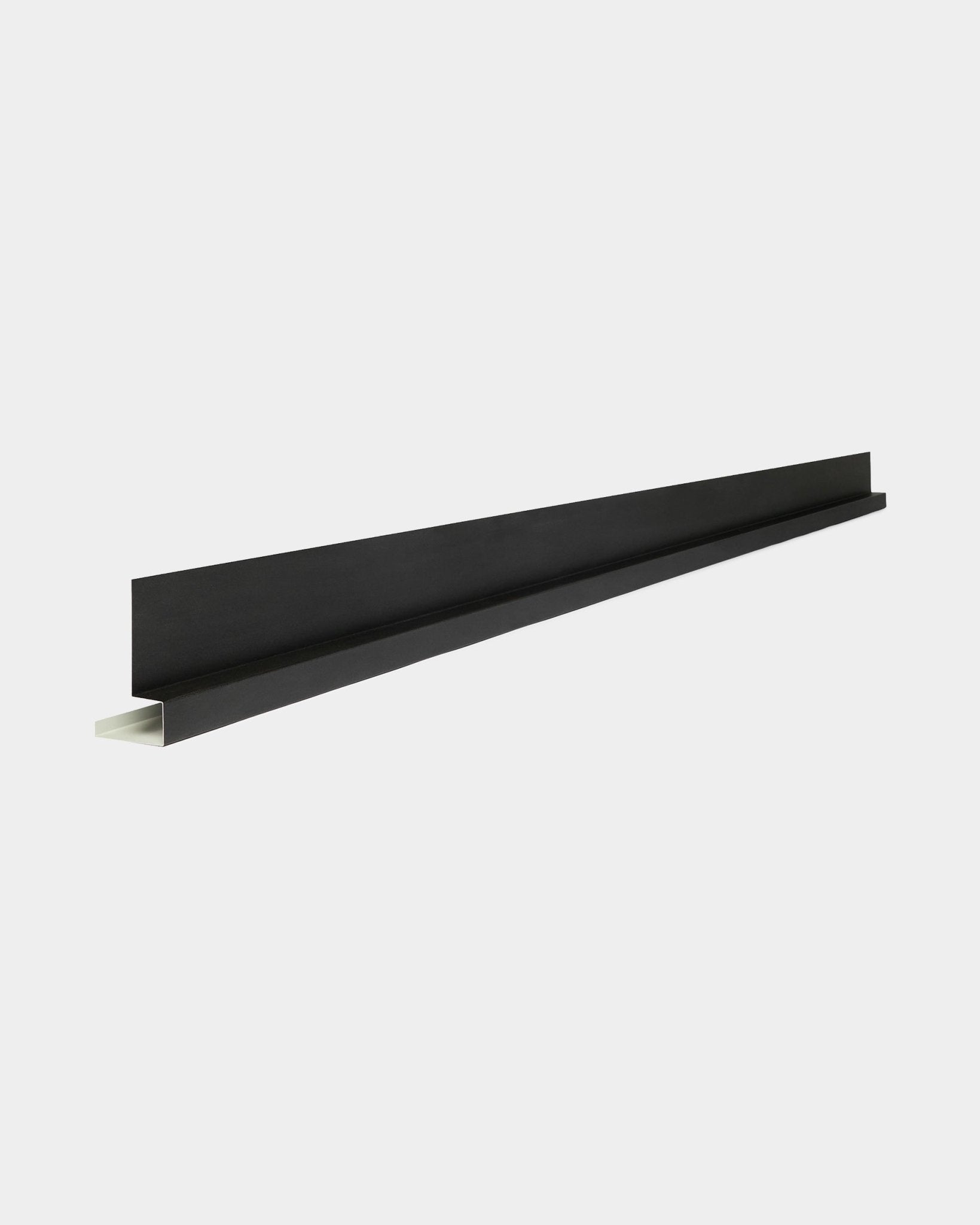 WoodUpp Aluwood End Corner, 240 cm: black L-shaped matte aluminum profile for connecting or finishing Aluwood facade panels or acoustic panels on any surface.
